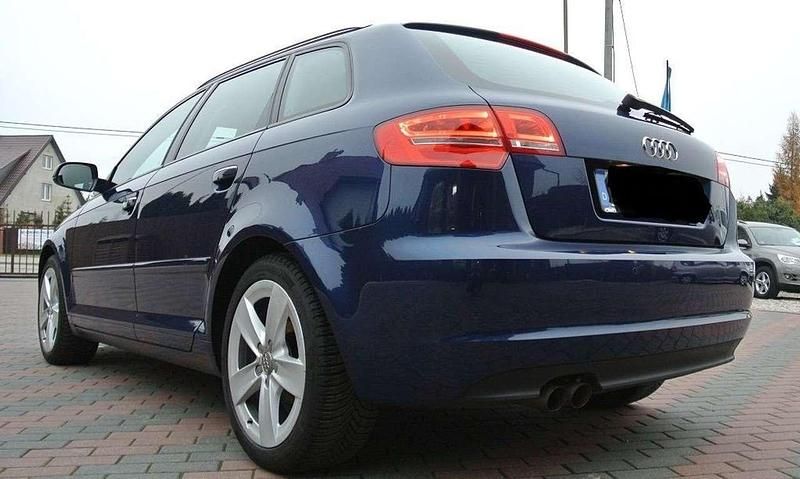 Gebraucht Audi A3 Ambition 125 PS (91 kW) 2011 Blau Kombi