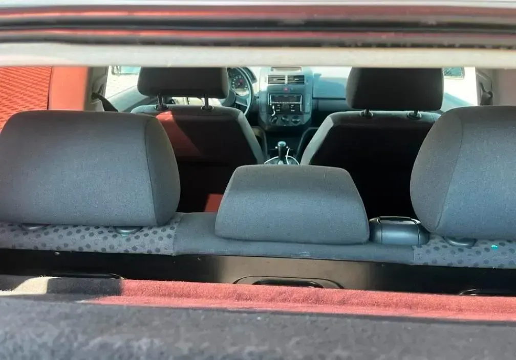Gebraucht VW Polo 64 PS (47 kW) 2005 Grau Kleinwagen