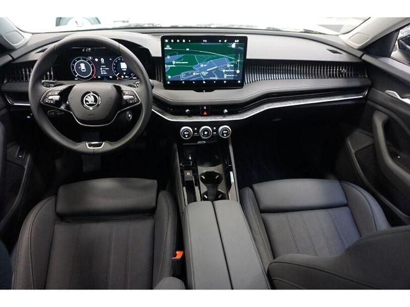 Gebraucht Skoda Superb Selection 150 PS (110 kW) 2024 Schwarz Kombi