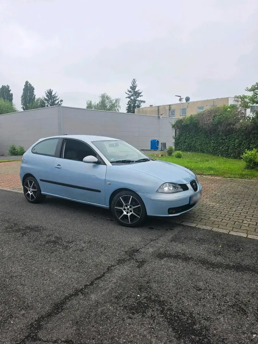 Gebraucht Seat Ibiza 101 PS (74 kW) 2002 Andere farben Kleinwagen