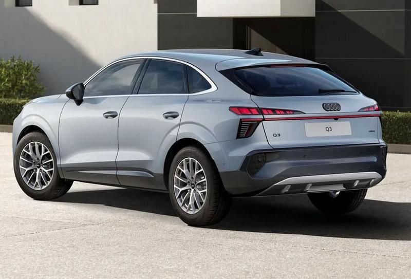 Neu Audi Q3 Ambiente 204 PS (150 kW) 2026 Grau metallic SUV