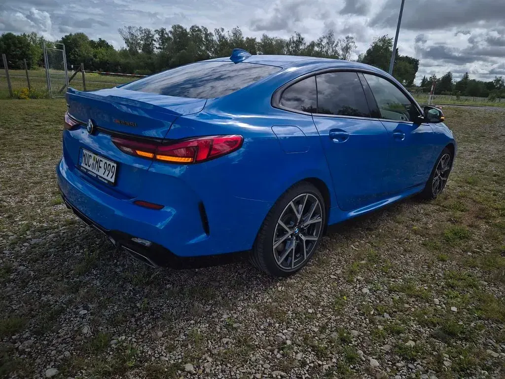 Gebraucht BMW M235 Performance 306 PS (225 kW) 2024 Blau Coupé