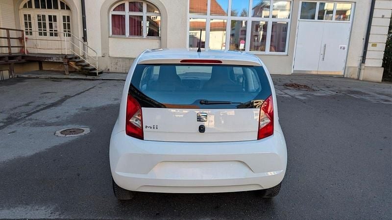 Gebraucht Seat Mii 60 PS (44 kW) 2015 Weiß Kleinwagen