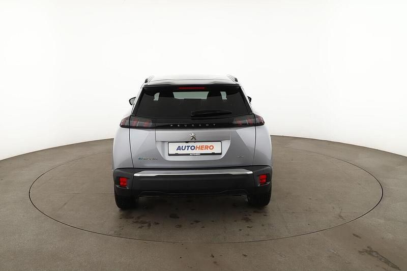 Gebraucht Peugeot e-2008 GTi 100 kW (136 PS) 2022 Grau SUV
