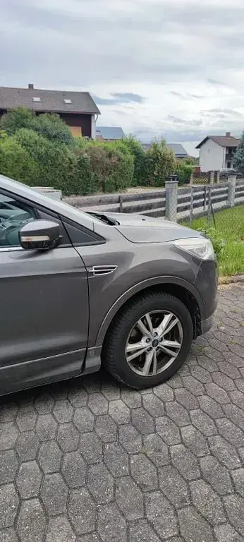 Gebraucht Ford Kuga Individual 163 PS (119 kW) 2013 Grau SUV