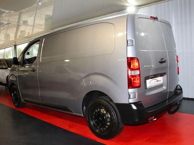 Gebraucht Citroën Jumpy 144 PS (105 kW) 2023 Silber Van / Kleinbus