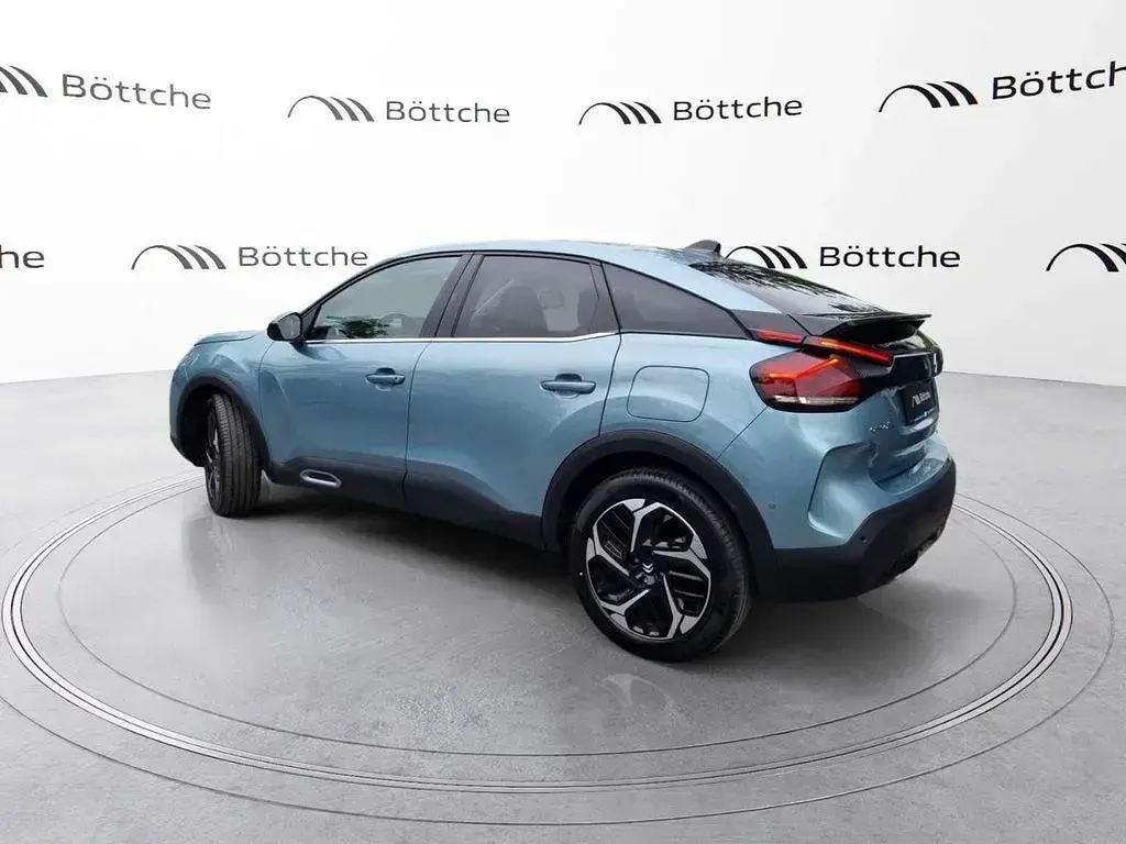 Gebraucht Citroën C4 Shine 131 PS (96 kW) 2023 Lackierung olbia blau/typ aussenverkleidung metalliclackierung SUV