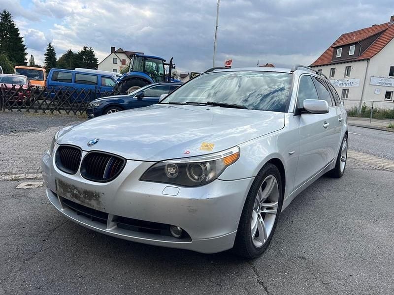 Gebraucht BMW 525 177 PS (130 kW) 2005 Silber Kombi