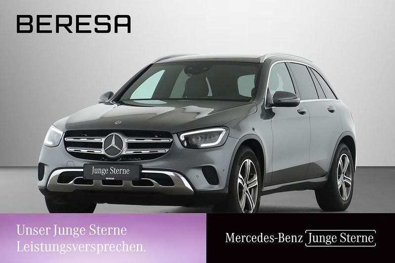 Graulack selenitgrau Gebraucht 2019 Mercedes GLC200 AMG SUV | 35.880 € (Guter Preis) - Bild 1/3