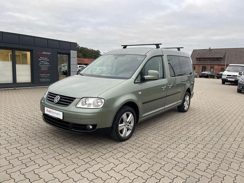 Grün/grau metallic metallic Gebraucht 2010 VW Caddy Maxi Team Van / Kleinbus | 4.990 € (Fairer Preis) - Bild 1/4