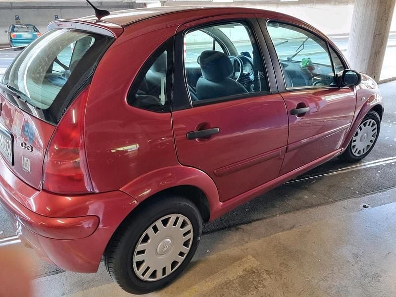 Gebraucht Citroën C3 60 PS (44 kW) 2004 Rot Kleinwagen