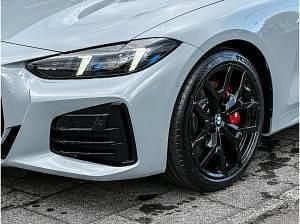 Gebraucht BMW 420 M Sport 184 PS (135 kW) 2026 Grau (m brooklyn grau metallic) Coupé
