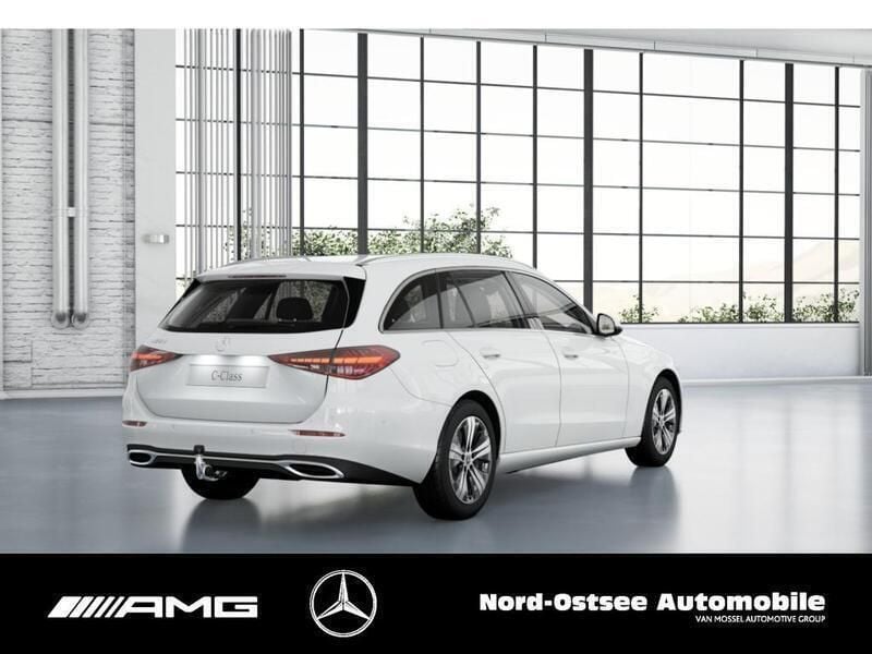 Gebraucht Mercedes C220 AMG 200 PS (147 kW) 2024 Andere farbe Kombi