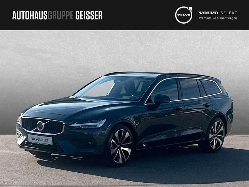 Denim blue Gebraucht 2024 Volvo V60 Core Kombi | 34.750 € (Superpreis) - Bild 1/4
