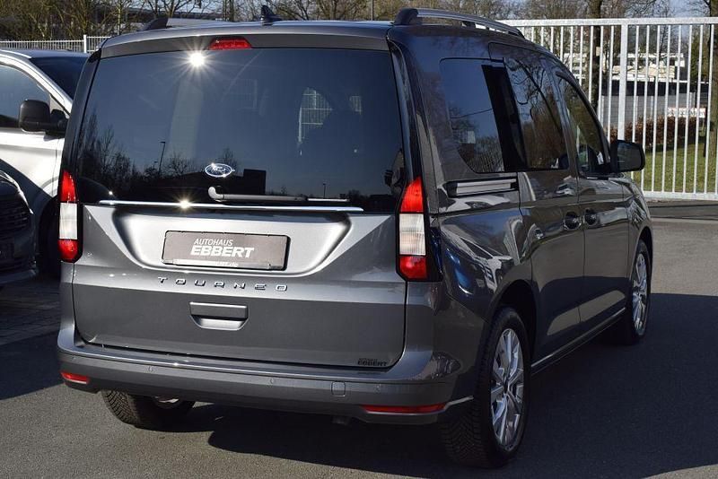 Neu Ford Tourneo Connect Titanium 122 PS (89 kW) 2026 Grau Van / Kleinbus