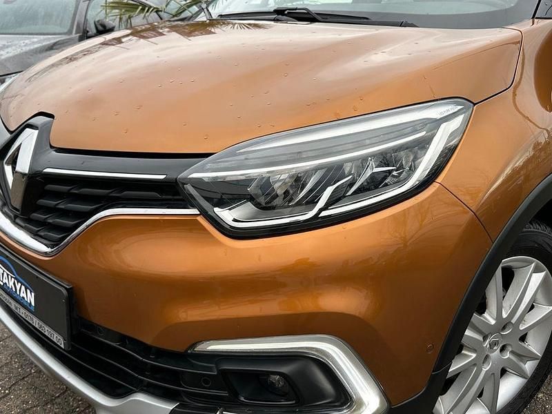 Gebraucht Renault Captur LIMITED 118 PS (86 kW) 2017 Orange SUV