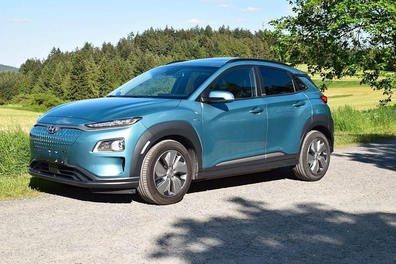 Grün Gebraucht 2021 Hyundai Kona SUV | 18.999 € (Guter Preis) - Bild 1/4