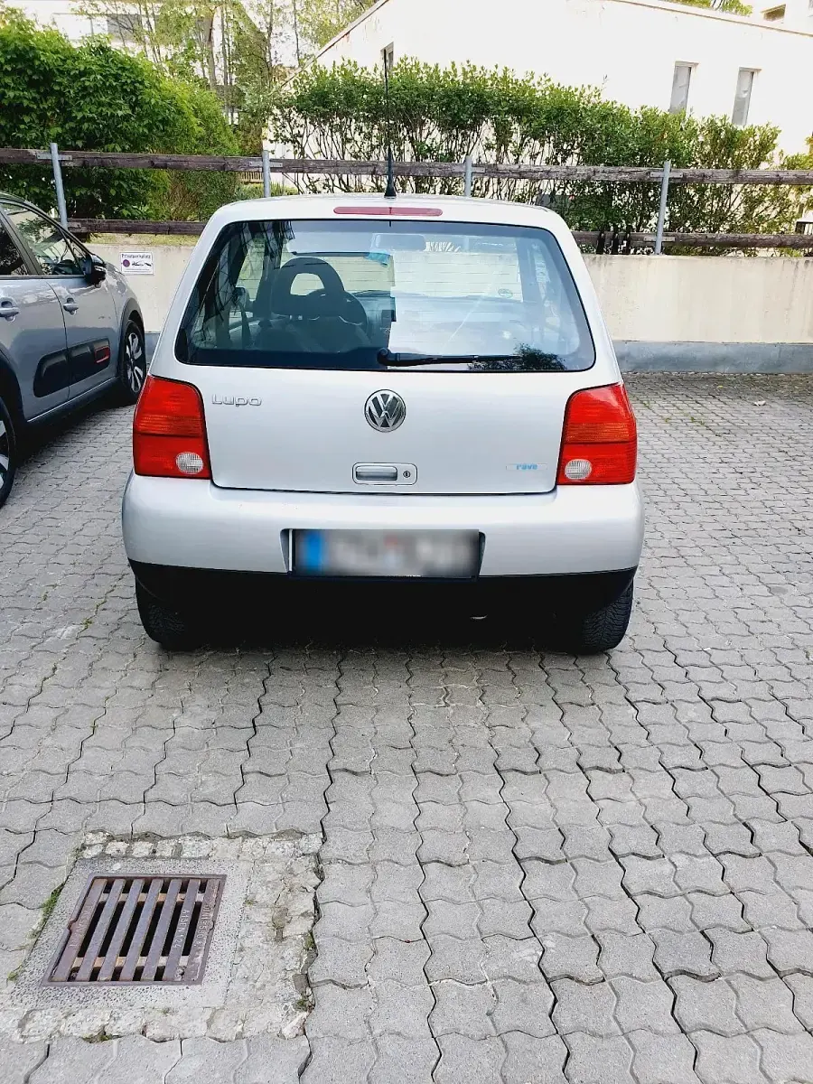 Brugt VW Lupo 50 HK (36 kW) 2004 Sølv Hatchback