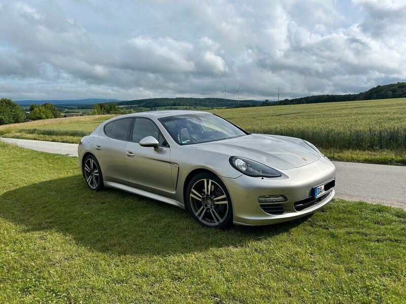 Silber Gebraucht 2012 Porsche Panamera Limousine | 27.900 € (Guter Preis) - Bild 1/4