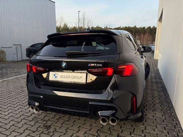 Gebraucht BMW M135 Shadowline 300 PS (220 kW) 2025 Schwarz Kleinwagen