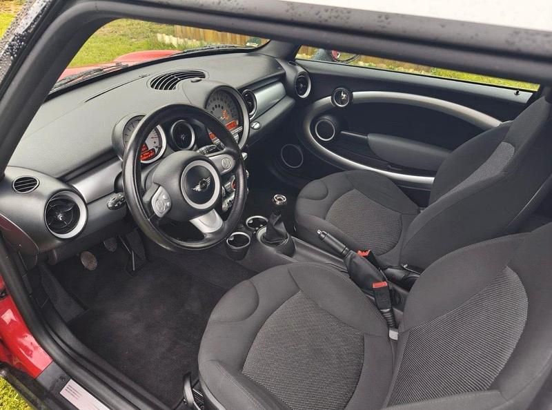 Gebraucht Mini Cooper 120 PS (88 kW) 2009 Rot Kleinwagen