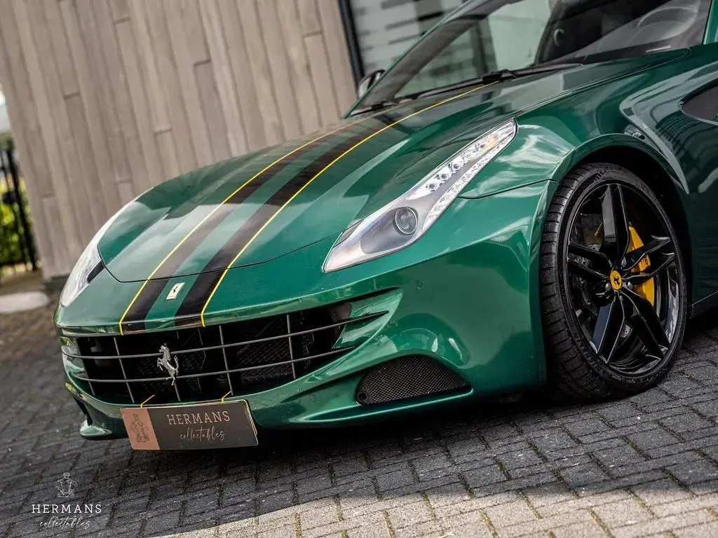 Gebraucht Ferrari FF 659 PS (484 kW) 2013 Grau Kombi