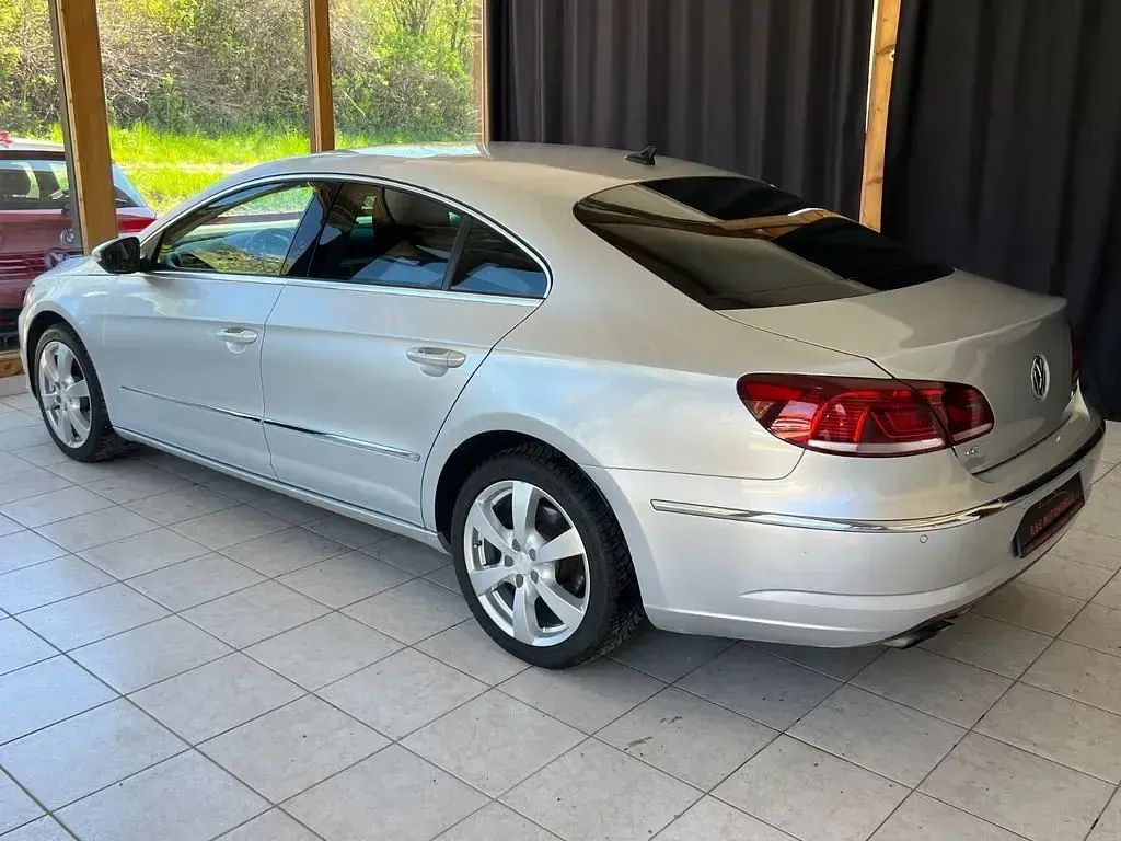 Second-hand VW CC Basis 160 CP (117 kW) 2013 Argintiu Berlinǎ