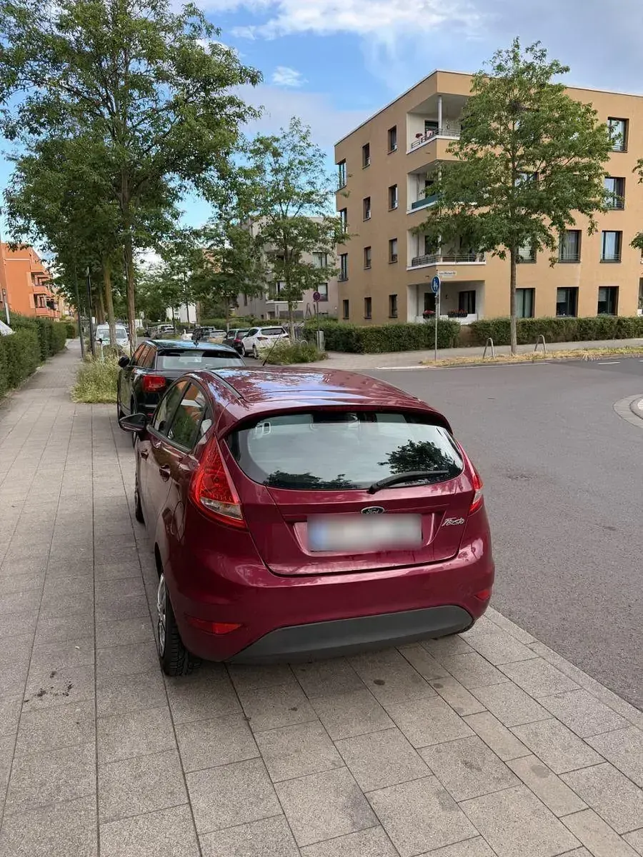 Gebraucht Ford Fiesta 82 PS (60 kW) 2009 Violet Kleinwagen