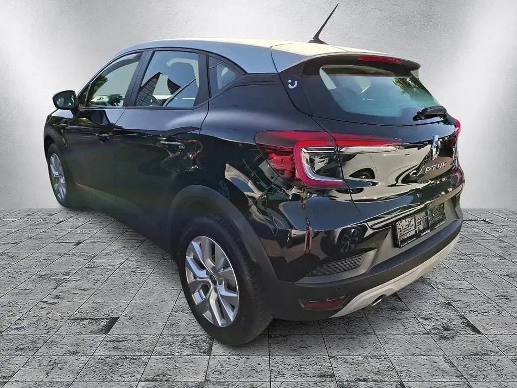 Gebraucht Renault Captur Zen 140 PS (102 kW) 2021 Schwarz SUV