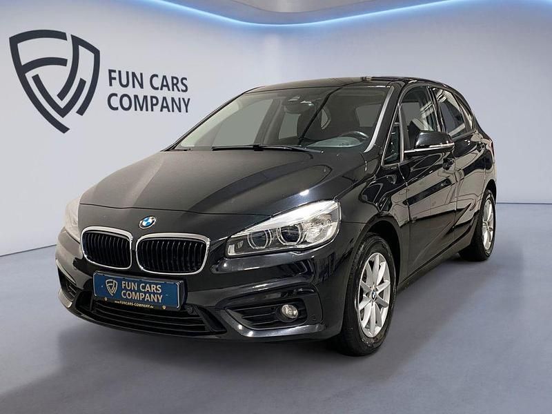 Gebraucht BMW 220 Active Tourer Advantage 192 PS (141 kW) 2017 Schwarz Van / Kleinbus