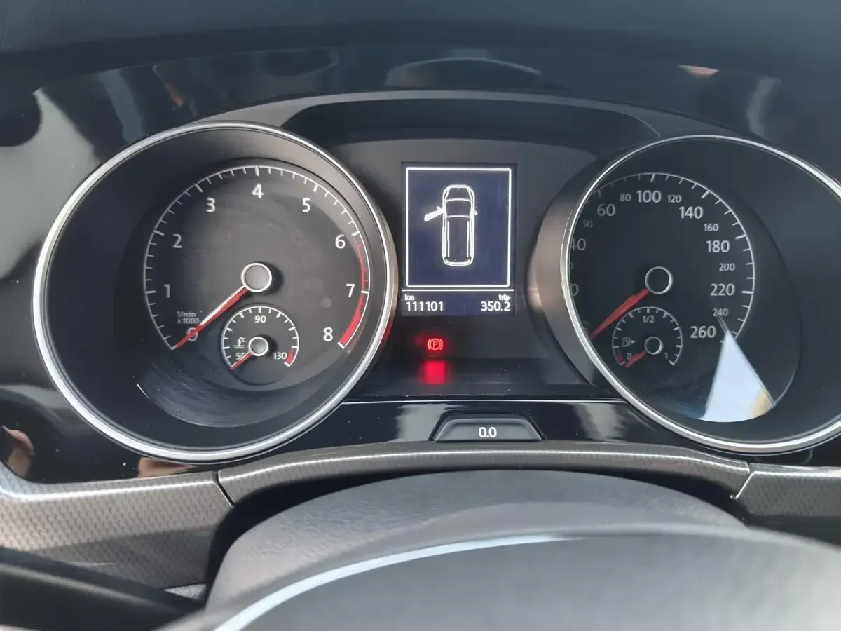 Gebraucht VW Touran 150 PS (110 kW) 2019 Blau Van / Kleinbus