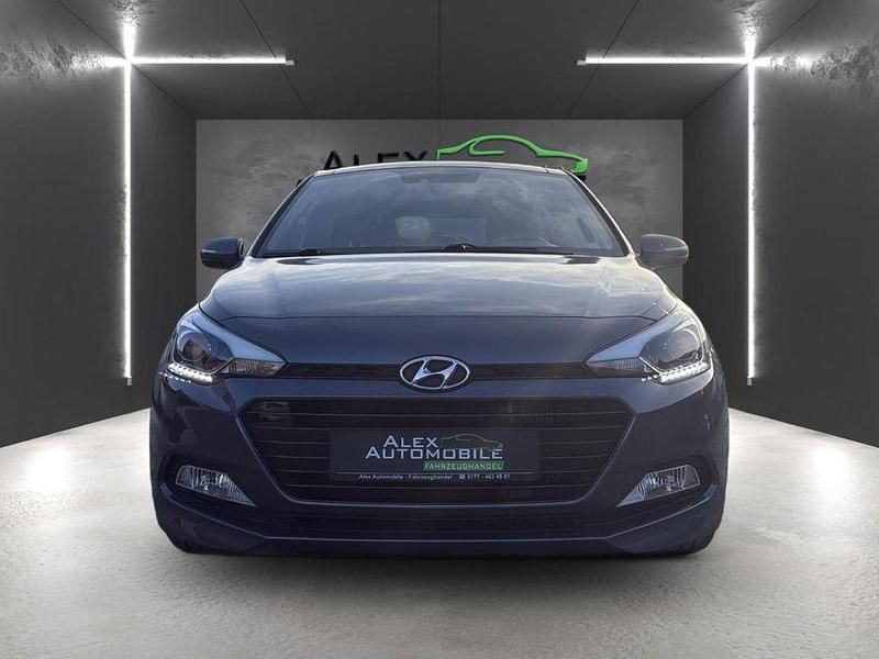 Gebraucht Hyundai i20 YES! 120 PS (88 kW) 2017 Stardust Limousine