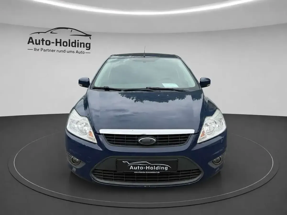 Gebraucht Ford Focus 145 PS (106 kW) 2010 Blau Limousine