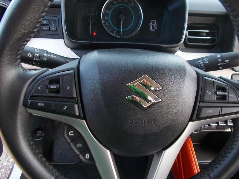 Gebraucht Suzuki Ignis 90 PS (66 kW) 2017 Weiß SUV