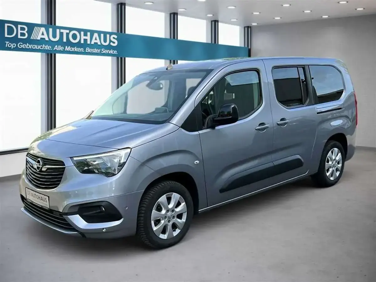 Gebraucht Opel Combo Life Elegance 131 PS (96 kW) 2022 Van / Kleinbus