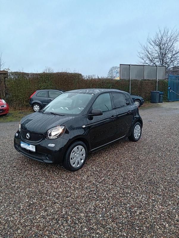 Gebraucht Smart ForFour Electric Drive 60 kW (82 PS) 2018 Schwarz Kleinwagen
