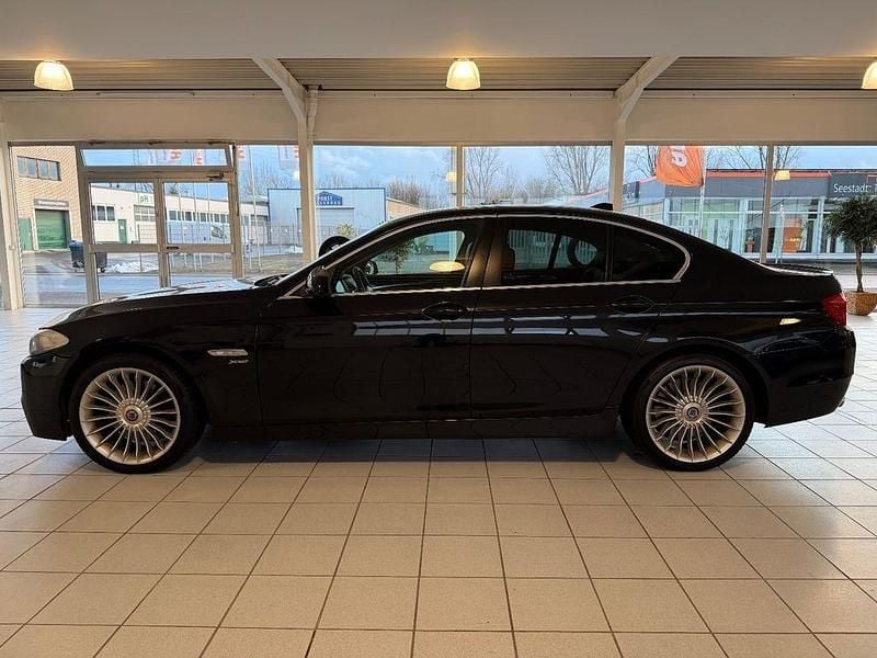Gebraucht BMW 530 Sport Line 258 PS (189 kW) 2011 Schwarz Limousine
