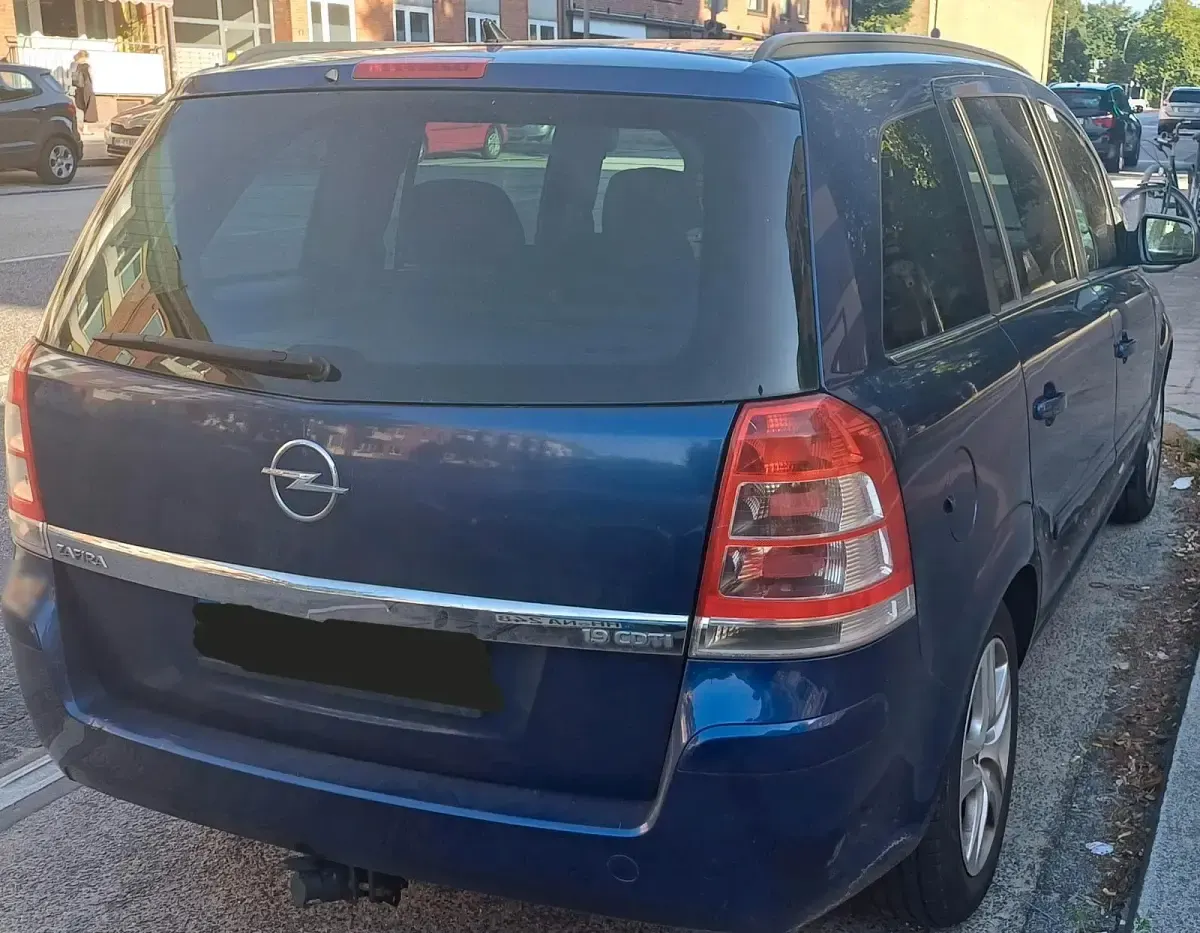 Gebraucht Opel Zafira 120 PS (88 kW) 2010 Blau Van / Kleinbus