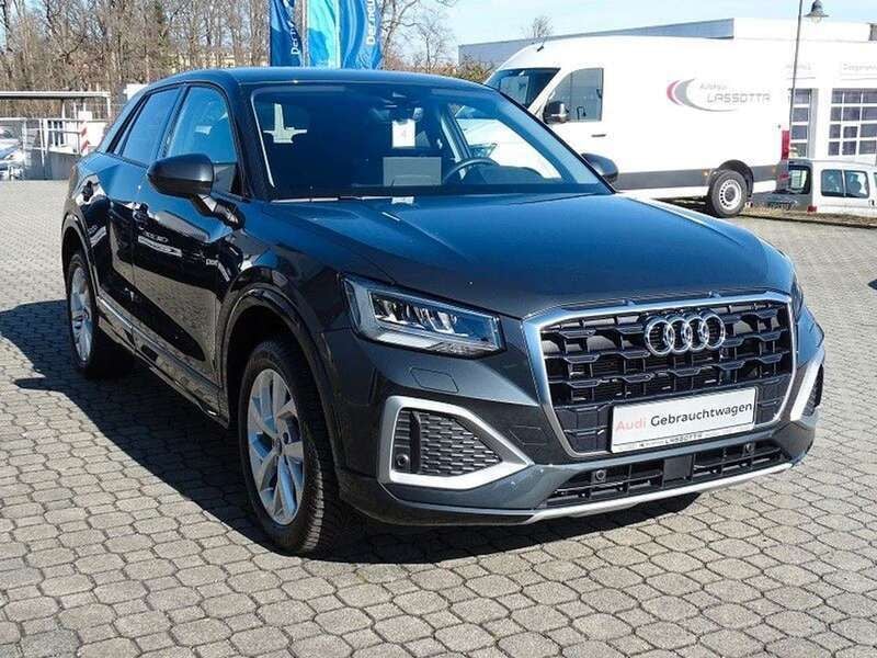 Gebraucht Audi Q2 Advanced Plus 150 PS (110 kW) 2024 Manhattangrau metallic (metallic) SUV