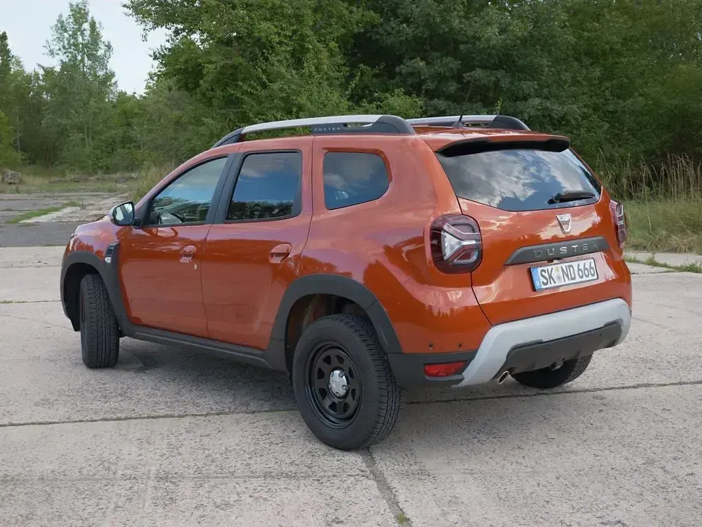 Gebraucht Dacia Duster Prestige 150 PS (110 kW) 2022 Orange SUV