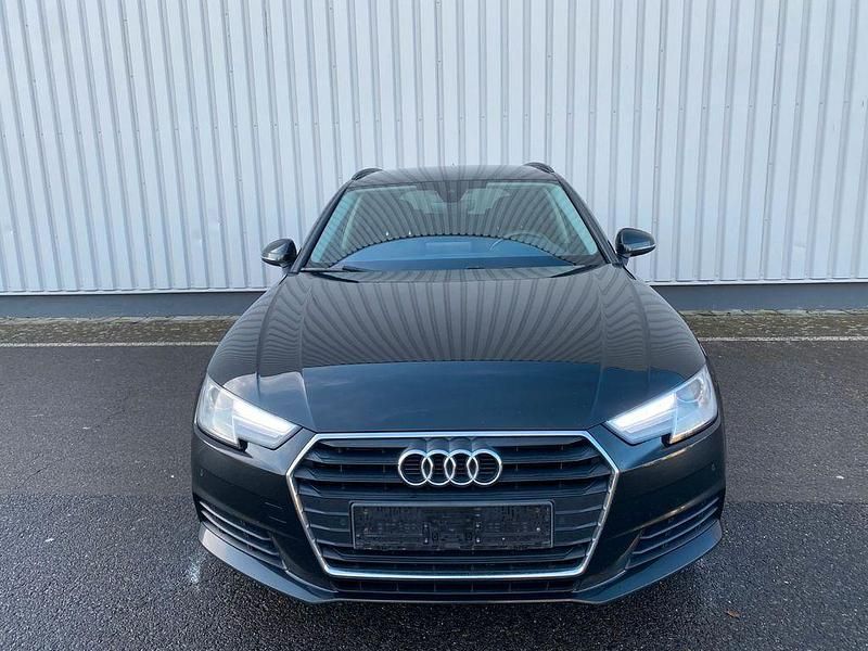 Gebraucht Audi A4 Ambiente 150 PS (110 kW) 2016 Schwarz Kombi