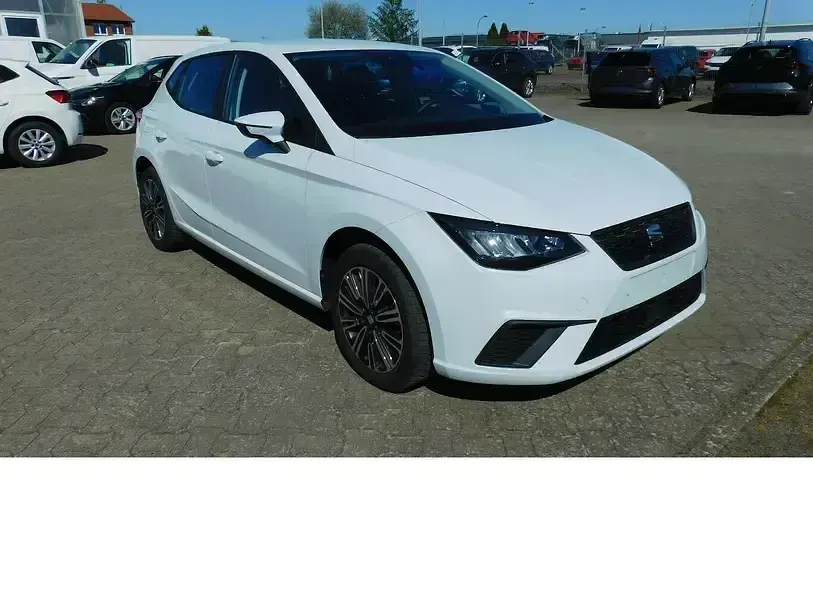 Gebraucht Seat Ibiza Style 95 PS (69 kW) 2024 Nevadaweiss s9rweiß Kleinwagen