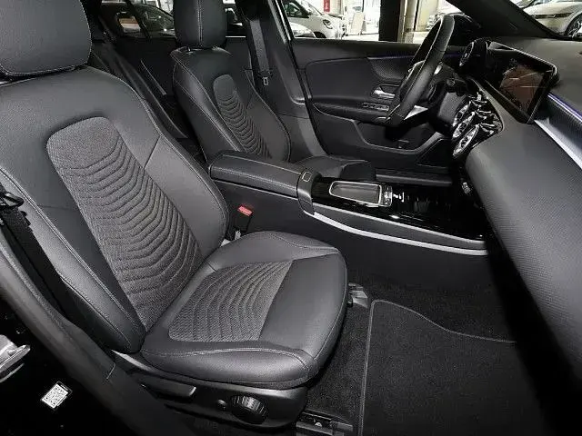 Gebraucht Mercedes A200 163 PS (119 kW) 2026