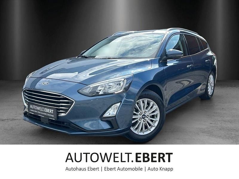 Blau Gebraucht 2021 Ford Focus Titanium Limousine | 18.690 € (Fairer Preis) - Bild 1/4