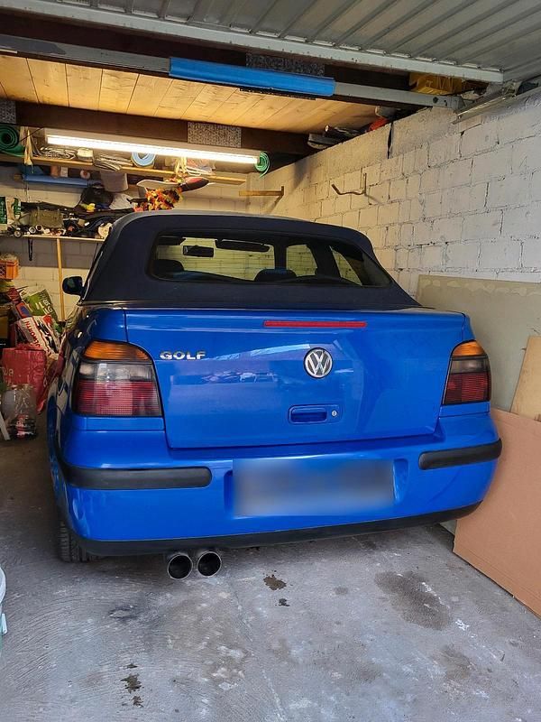 Second-hand VW Golf 101 CP (74 kW) 2003 Cabrio