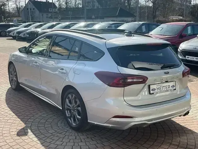 Gebraucht Ford Focus ST-Line X 155 PS (114 kW) 2024 Silber Kombi