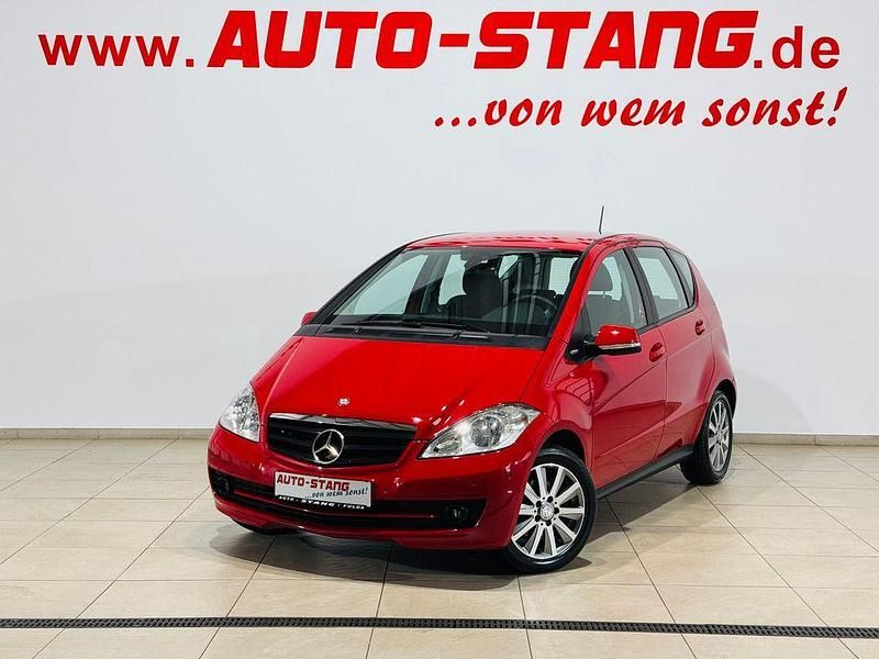 Gebraucht Mercedes A160 95 PS (69 kW) 2012 Rot Limousine
