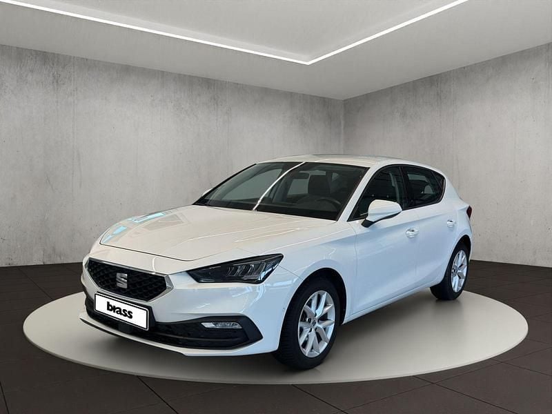 Cabdy weiss Gebraucht 2022 Seat Leon Style Limousine | 17.950 € (Fairer Preis) - Bild 1/4