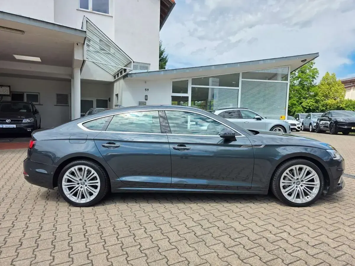 Gebraucht Audi A5 Design 190 PS (139 kW) 2019 Manhattangrau Coupé