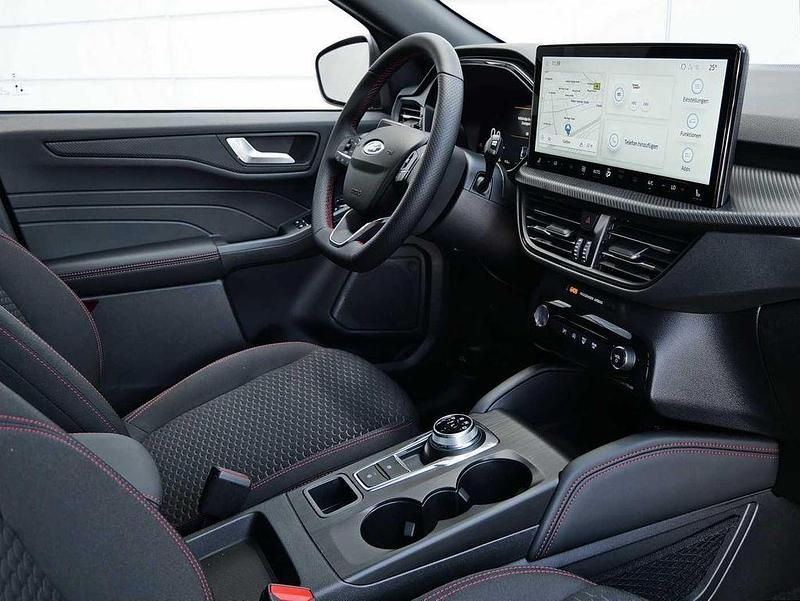 Neu Ford Kuga ST-Line 186 PS (136 kW) 2025 Schwarz SUV